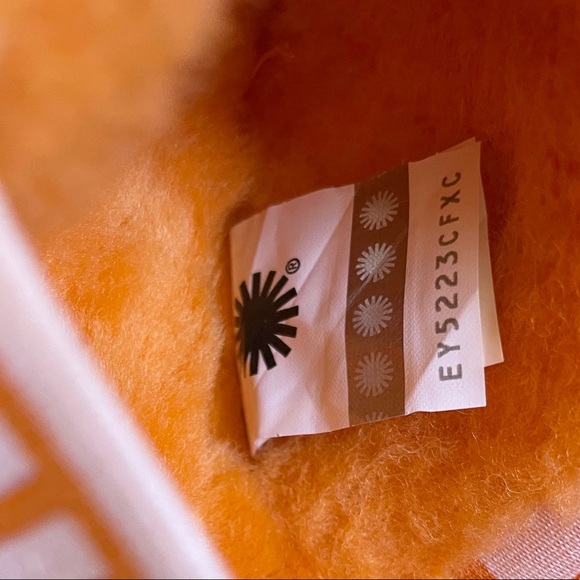 UGG Fluff Yeah Slide Poppy In California Poppy - Picture 7 of 8